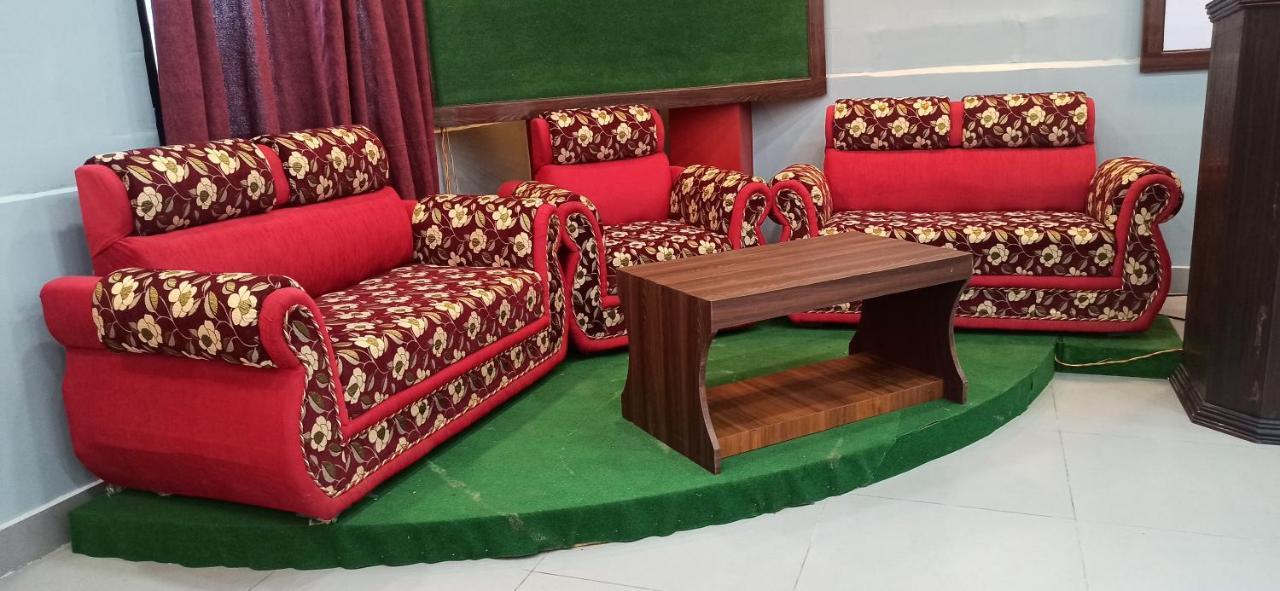 Hotel Royal Chautari, Butwāl Kültér fotó